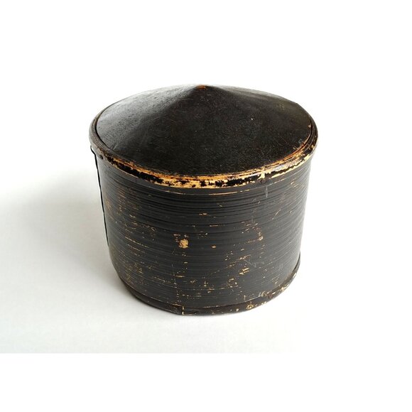 Antique bentwood storage box, Unusual Dark stained Tina Svepask - Picture 5 of 10